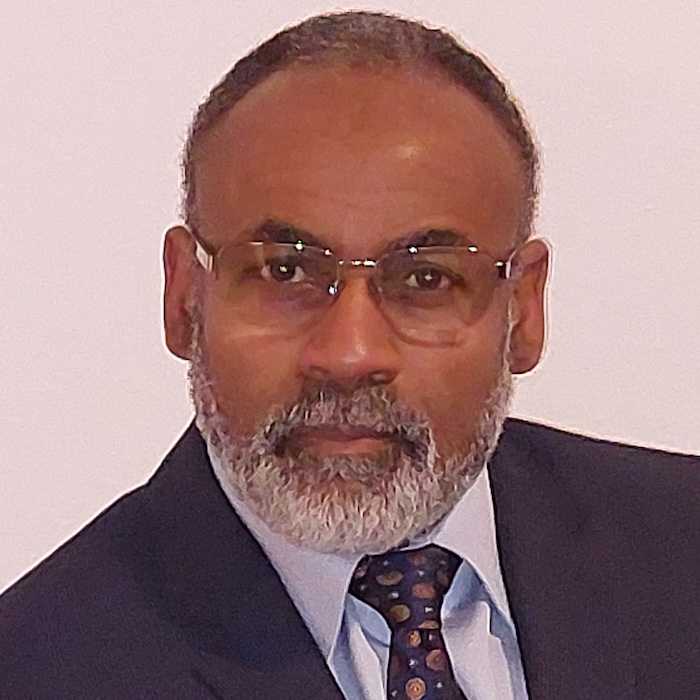Robert Harden's headshot